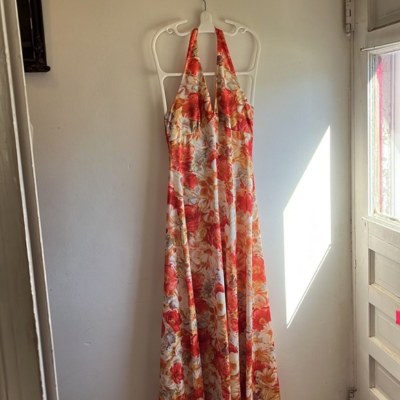 Vintage Custom-made 1960s/1970s? floral halter maxi dress with matching jacket.… - Picture 6 of 9
